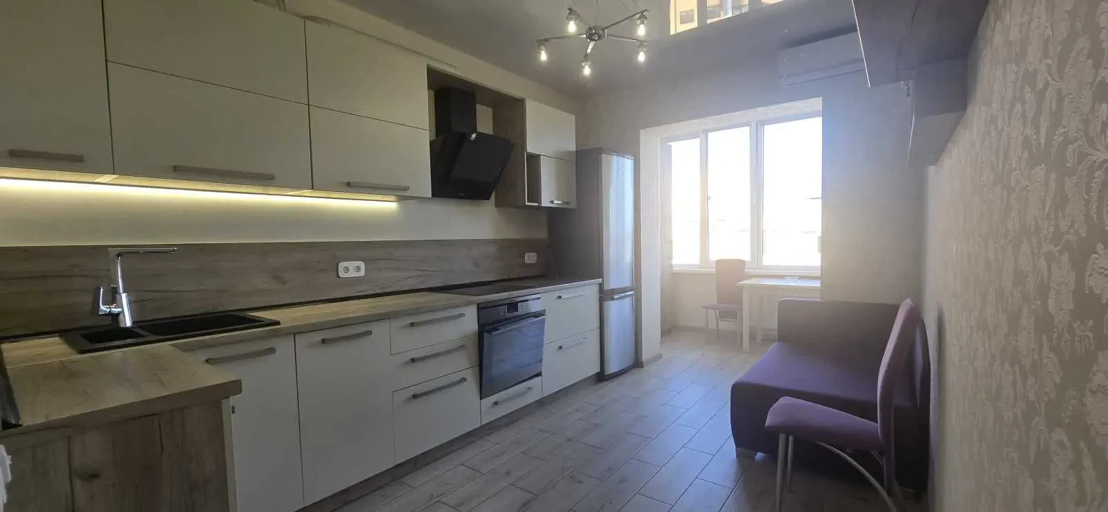 2-к квартира Бучанський, Петропавлівська Борщагівка, Соборна 10г