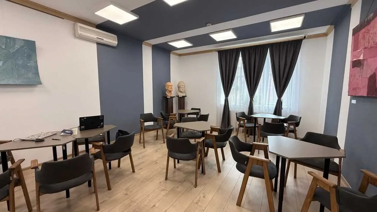 приміщення, будівлі Київ, Печерський, Старонаводницька 4в 6