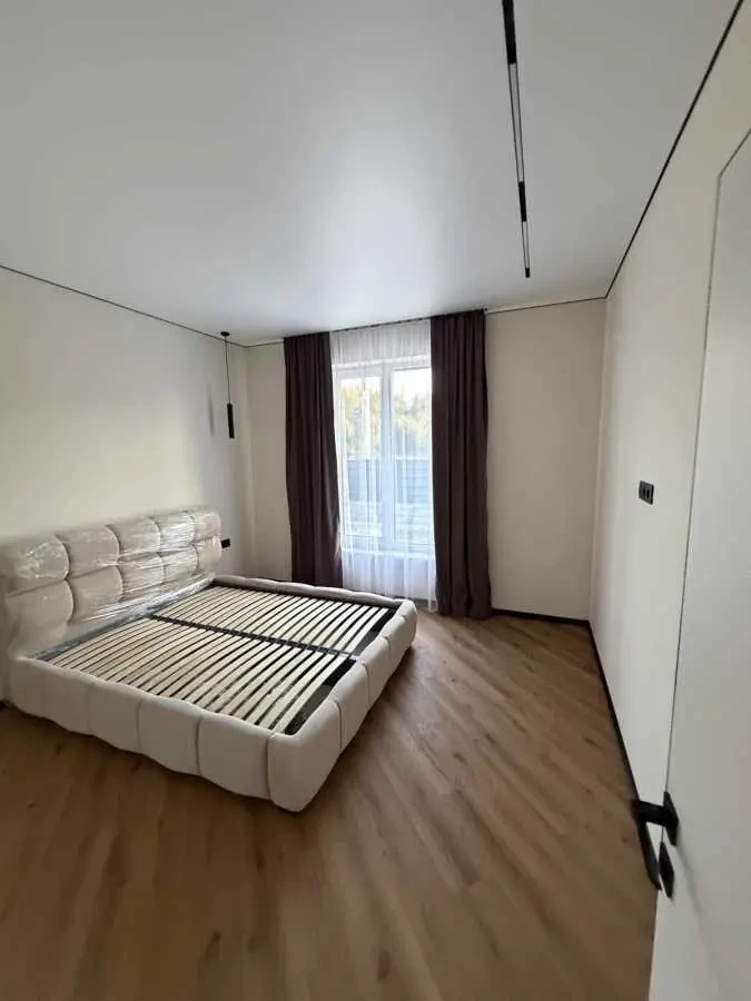 2-к будинок Броварський, Рожівка, Сковороди 17