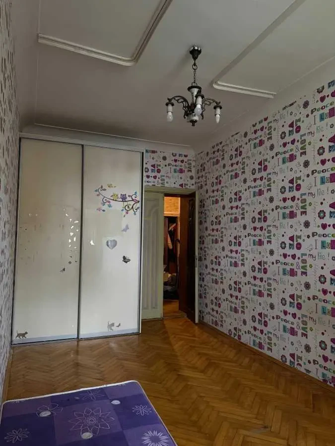 кімната Київ, Солом`янський, Максима Кривоноса 10 2