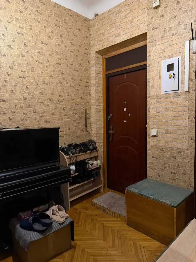 кімната Київ, Солом`янський, Максима Кривоноса 10 8