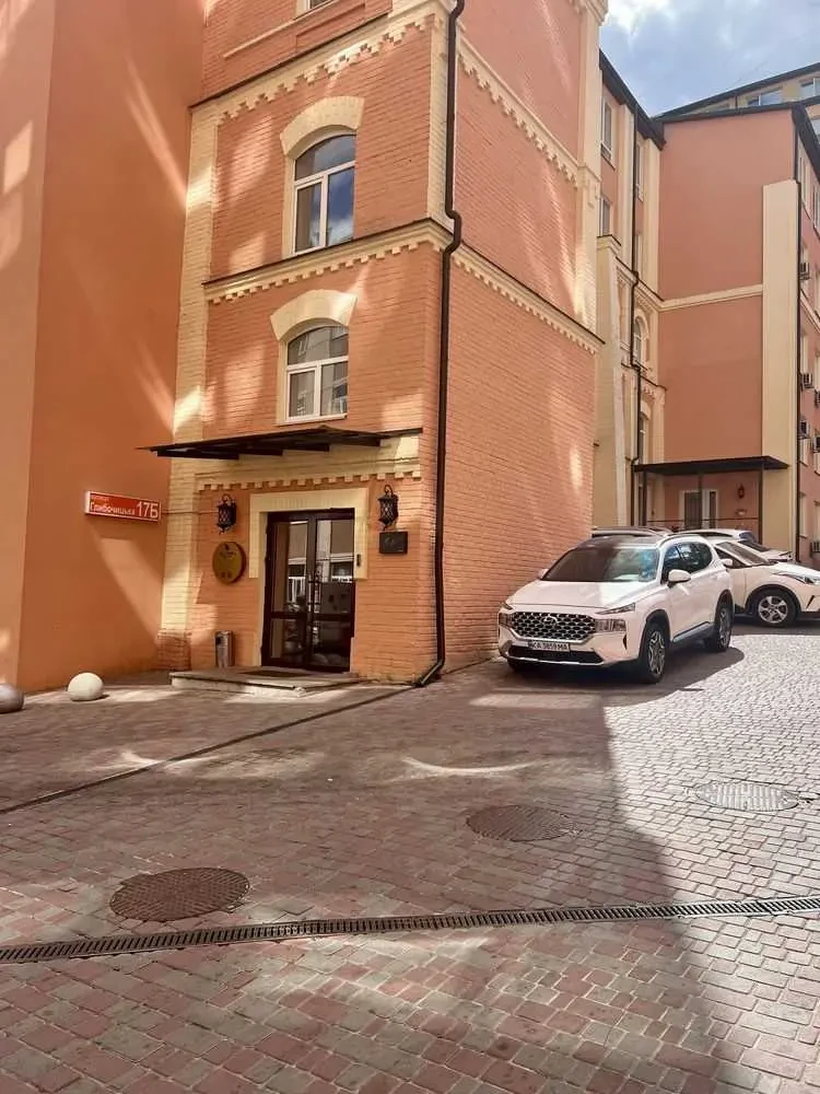 офісне приміщення Київ, Подільський, Глибочицька 17 17