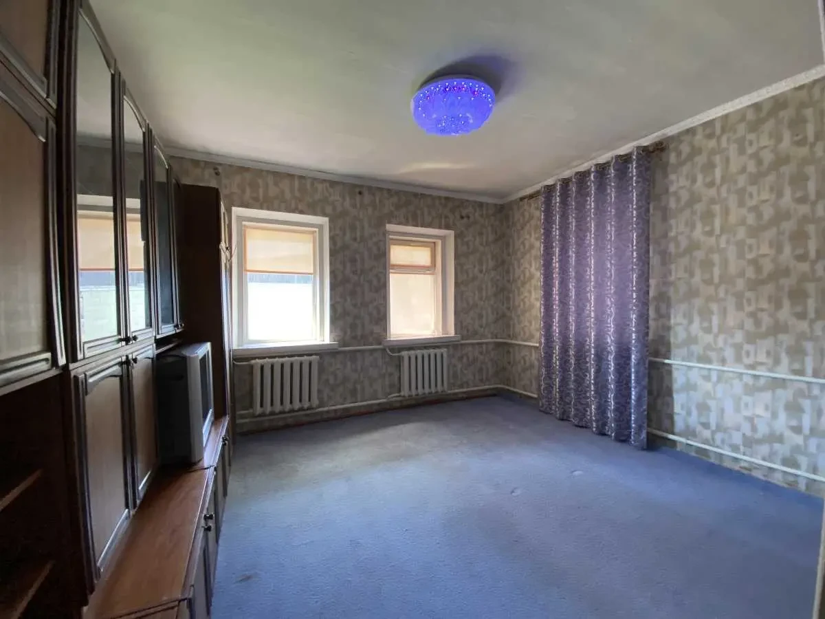 6-к будинок Бориспільський, Бориспіль, Садова 19