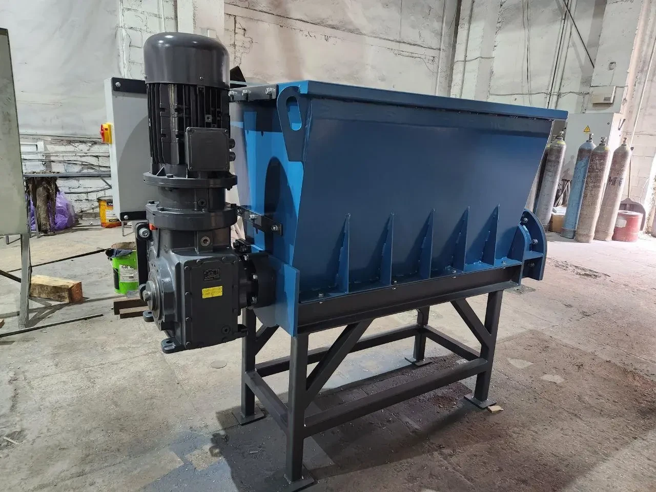 Паллета деревянная - дробление дробилкой для поддонов Экополимер SB-10