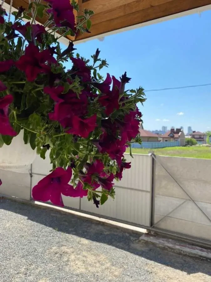 8-к будинок Київ, Деснянський, Карла Маркса 1 12