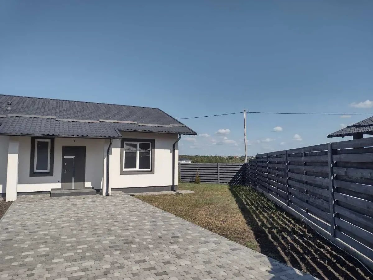 4-к будинок Бучанський, Буча, Льва Симиренка 3