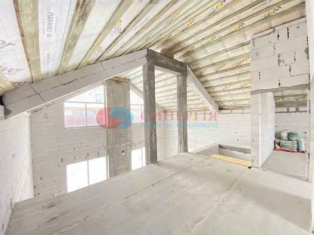 6-к будинок Обухівський, Хотів, Затишна 13