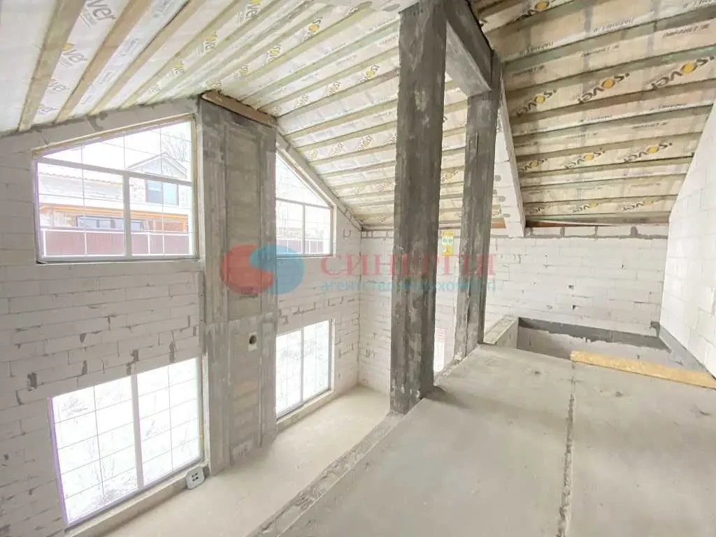 6-к будинок Обухівський, Хотів, Затишна 9