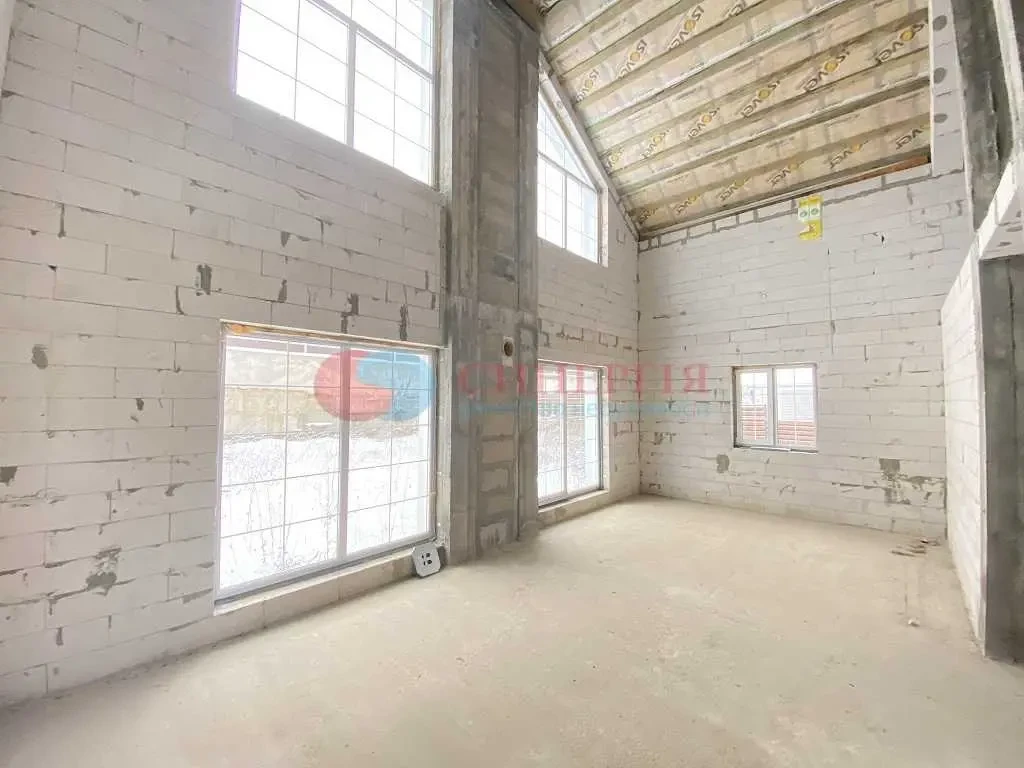 6-к будинок Обухівський, Хотів, Затишна 4