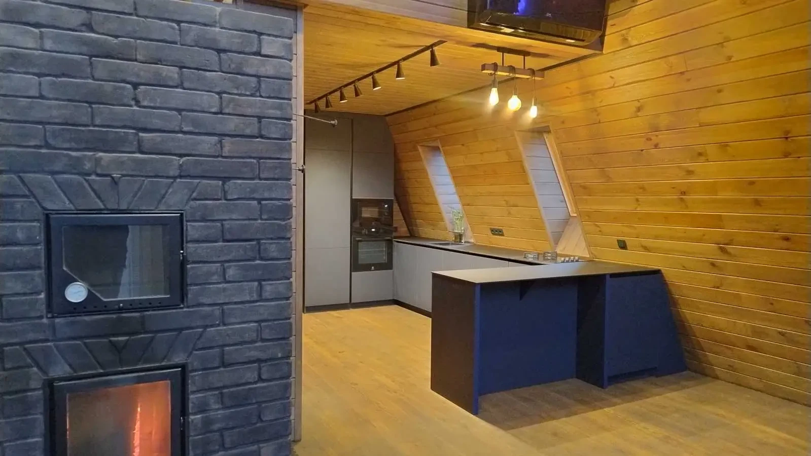 4-к будинок Бучанський, Буча, Волошкова 9