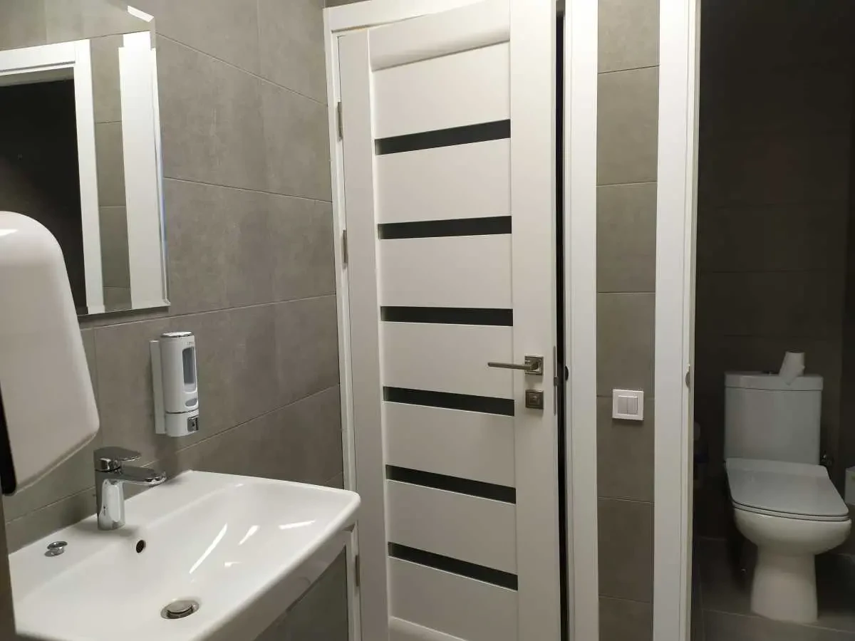 офісне приміщення Київ, Дніпровський, Уінстона Черчілля 1 10