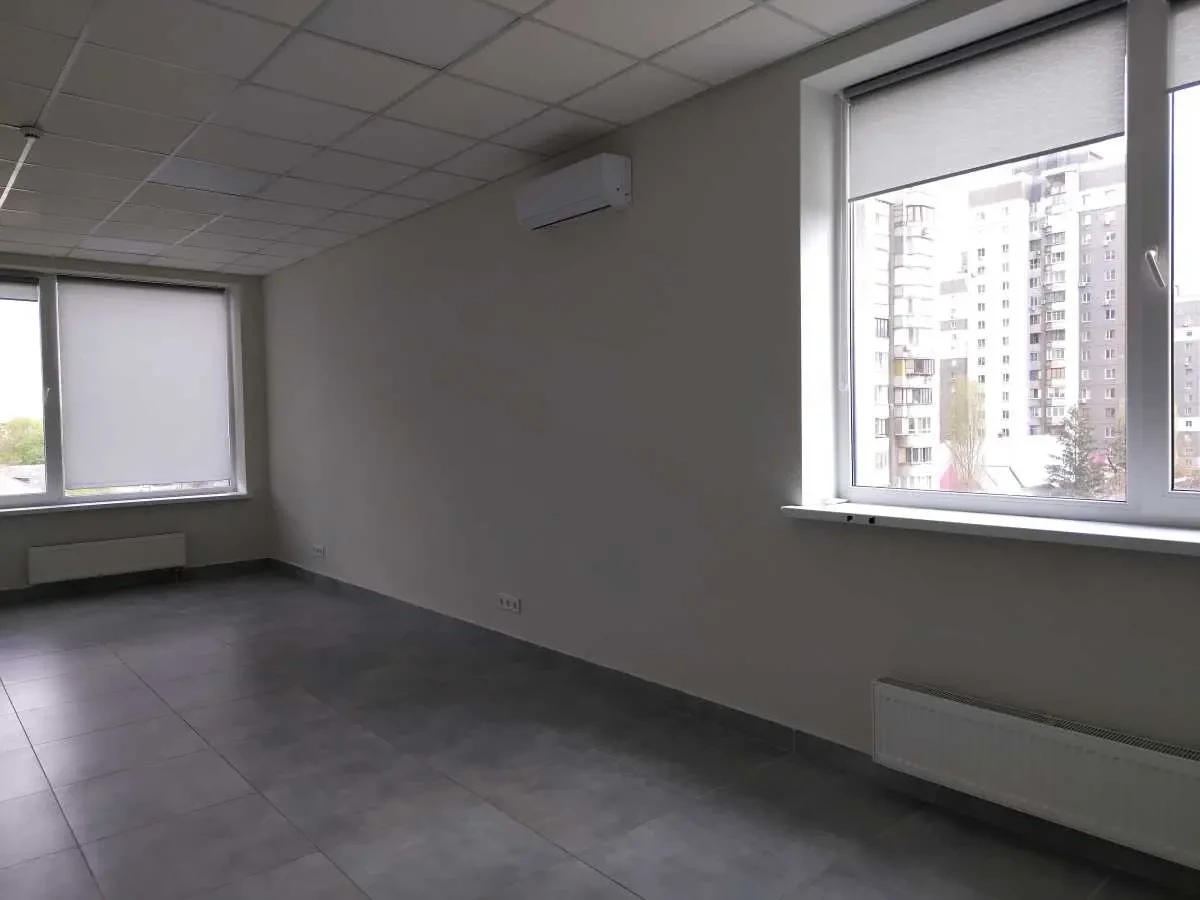 офісне приміщення Київ, Дніпровський, Уінстона Черчілля 1 4