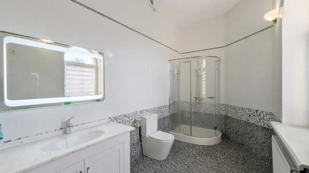 5-к будинок Бучанський, Любимівка, Лісна 23