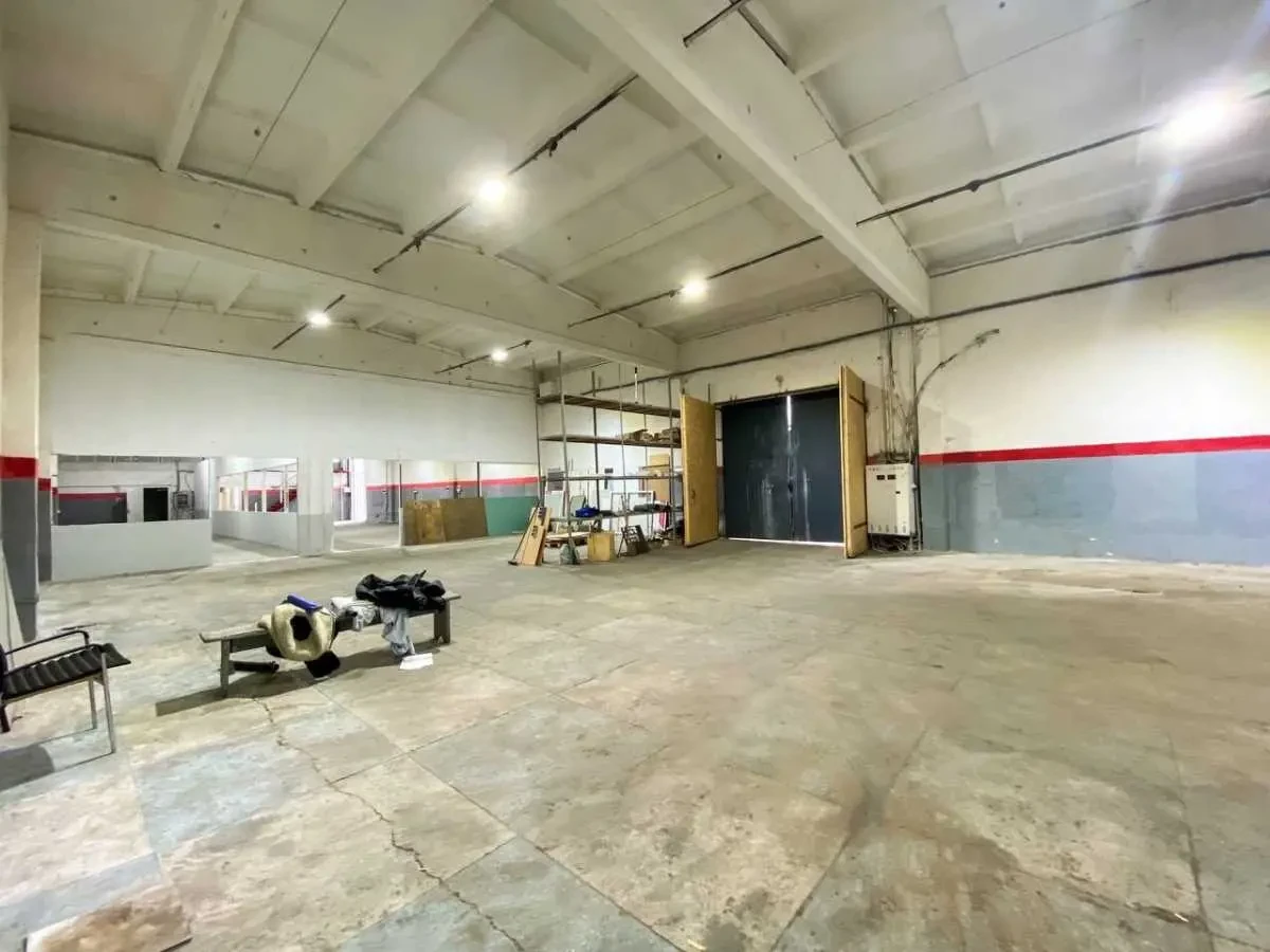 склади Київ, Солом`янський, Ушинського 2