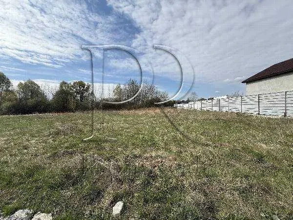 ділянка під житлову забудову Броварський, Погреби, Зарічна вулиця