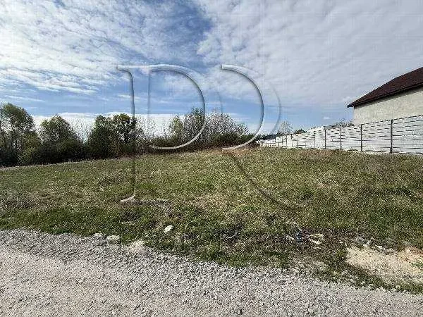 ділянка під житлову забудову Броварський, Погреби, Зарічна вулиця 2