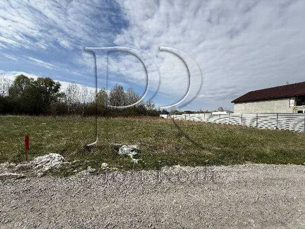 ділянка під житлову забудову Броварський, Погреби, Зарічна вулиця 3