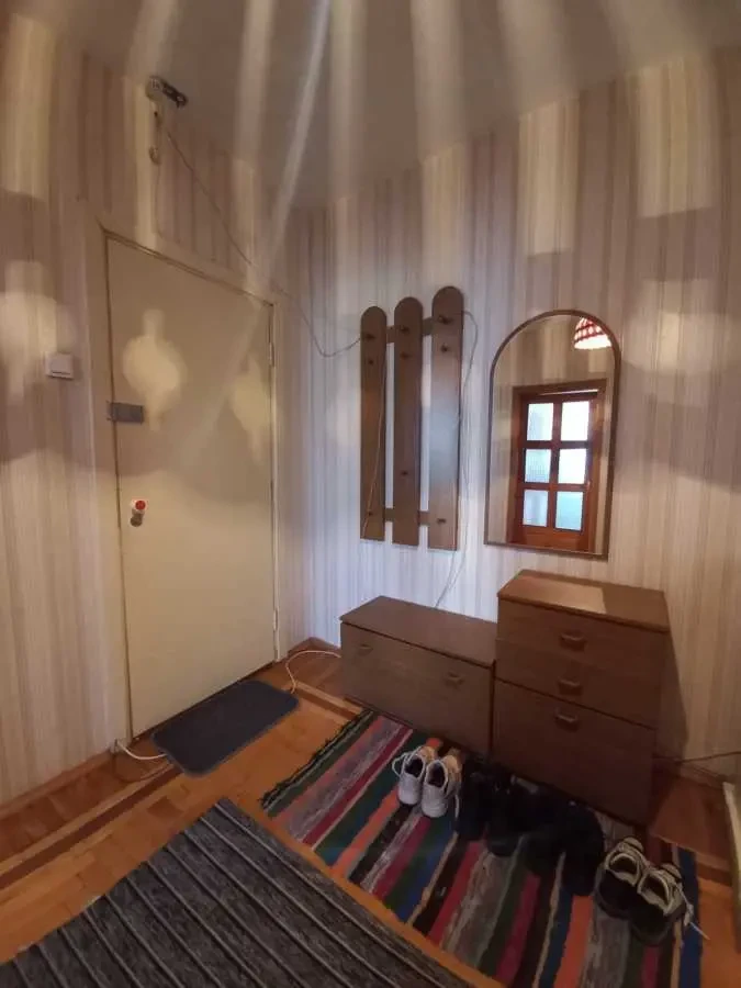 кімната Київ, Дарницький, Анни Ахматової 19 6