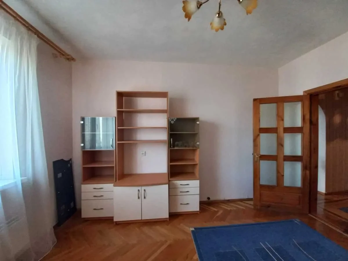 кімната Київ, Дарницький, Анни Ахматової 19