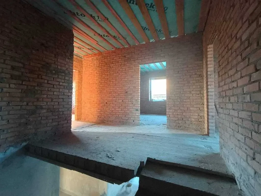 5-к котедж Броварський, Погреби, Ратушного 6 18