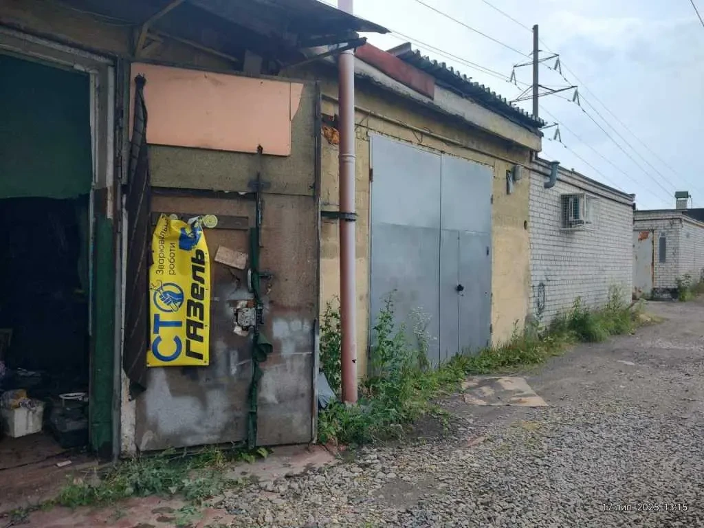 окремий гараж Київ, Деснянський, Пухівська 2 3