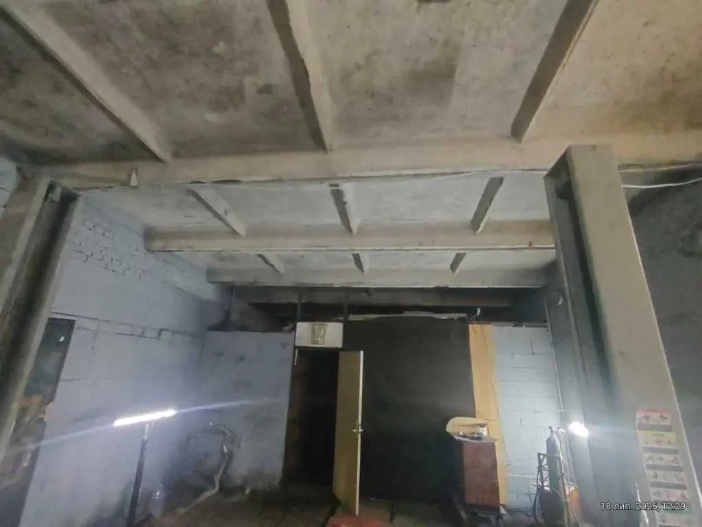 окремий гараж Київ, Деснянський, Пухівська 2 18