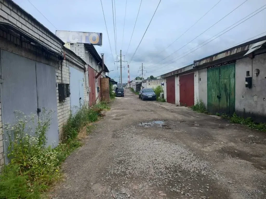 окремий гараж Київ, Деснянський, Пухівська 2 20