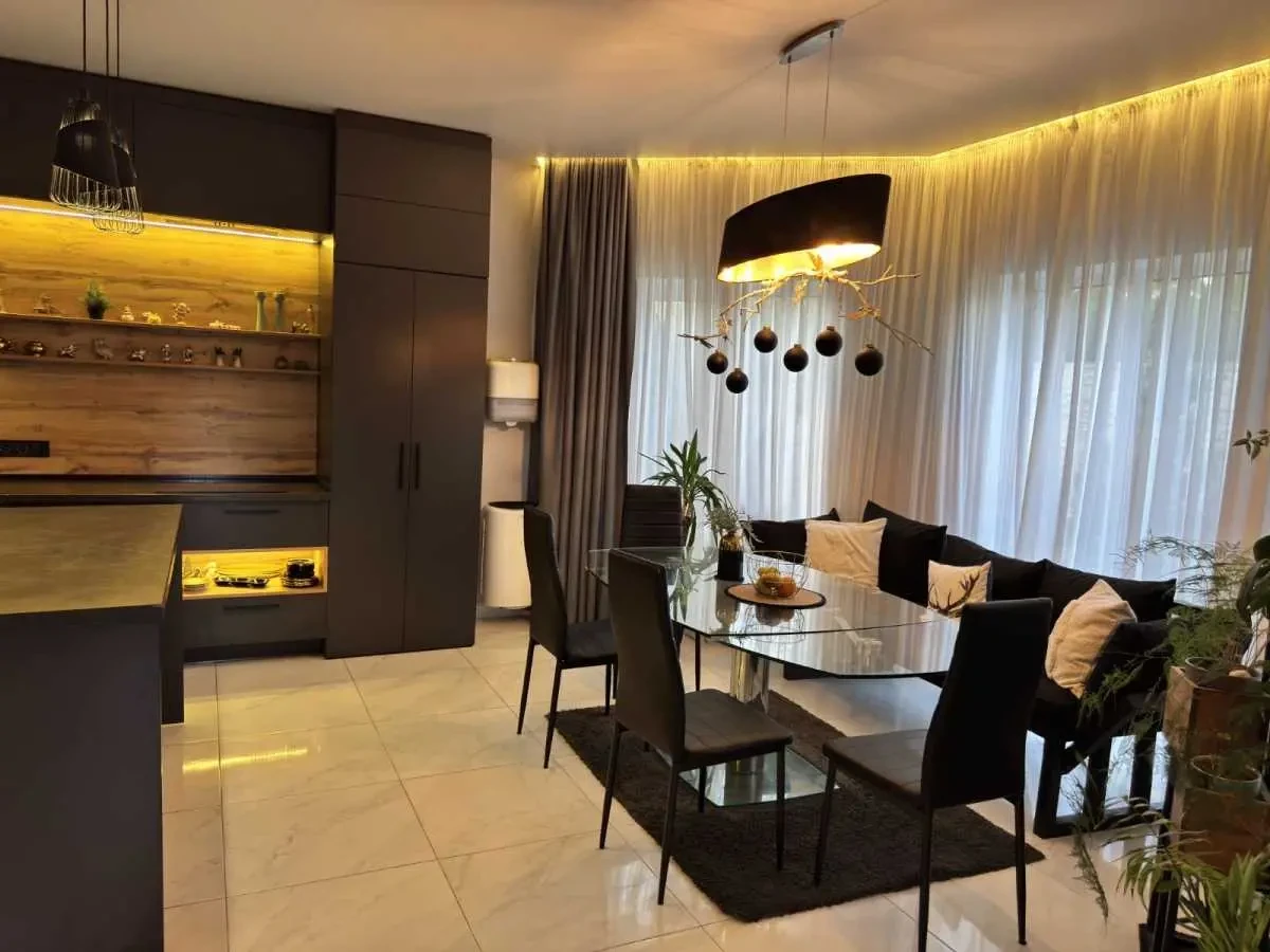 5-к будинок Бучанський, Северинівка, Березова 3