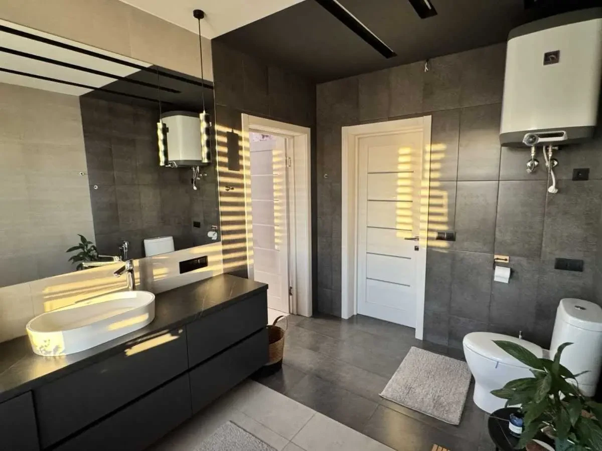 5-к будинок Бучанський, Северинівка, Березова 17