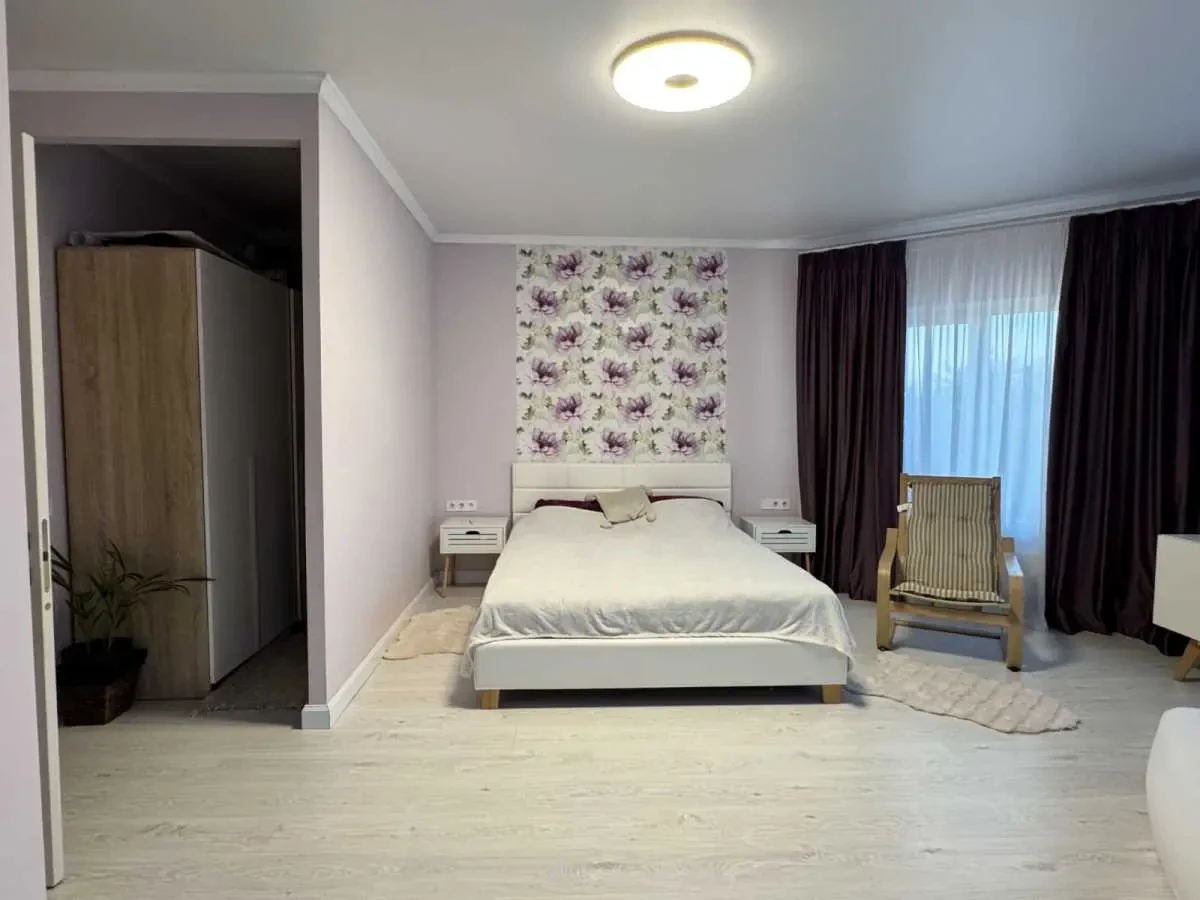 5-к будинок Бучанський, Северинівка, Березова 10