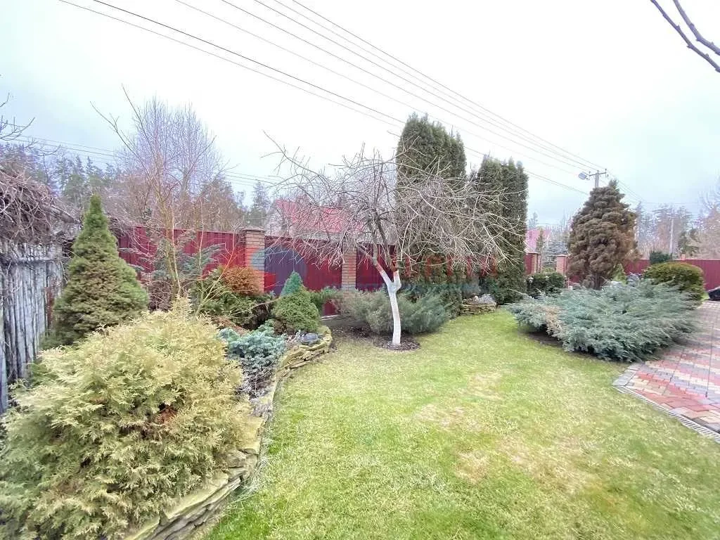 6-к будинок Бучанський, Михайлівка-Рубежівка, вул. Ганни Михайлової 17