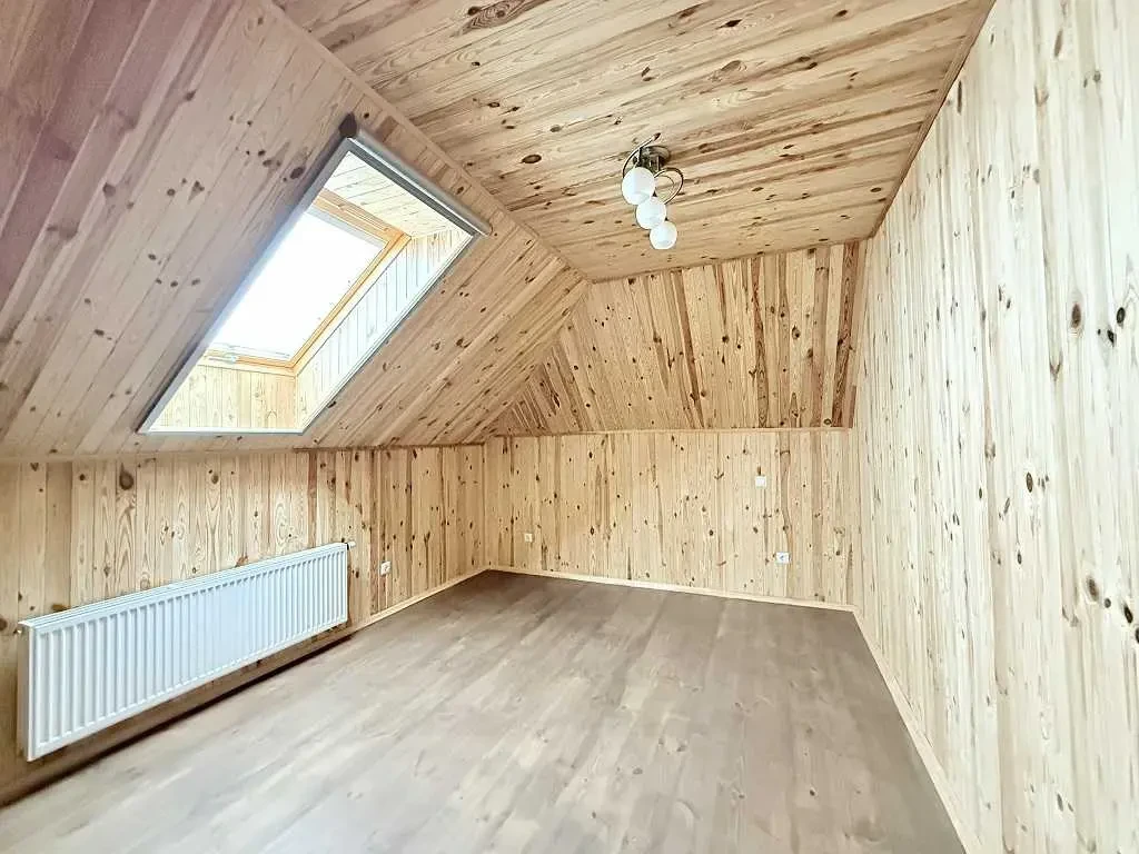 3-к будинок Бучанський, Михайлівка-Рубежівка, вул. Зоряна 9