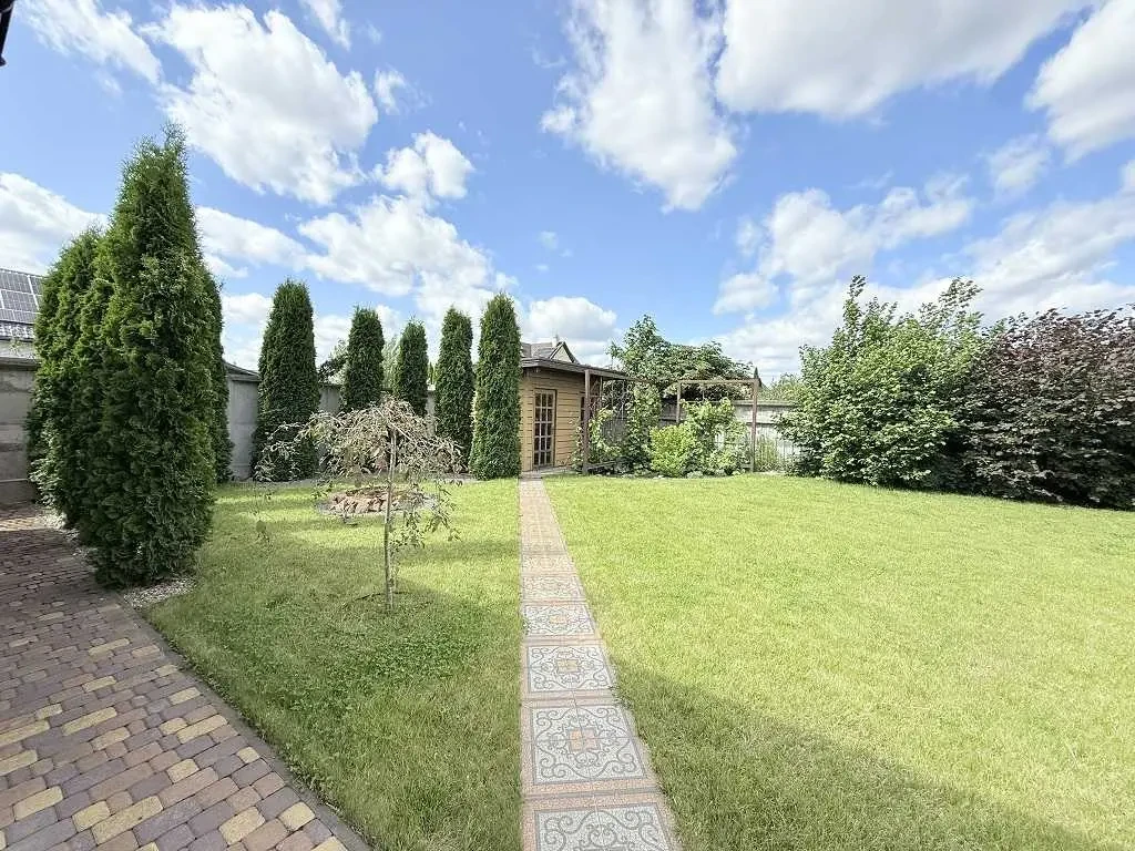 3-к будинок Бучанський, Михайлівка-Рубежівка, вул. Зоряна 2