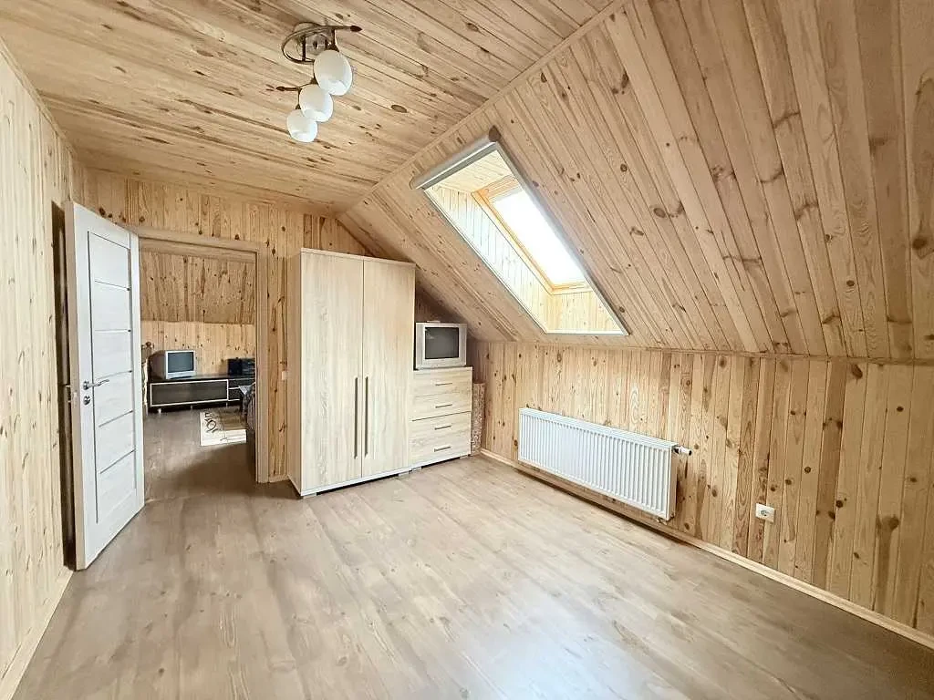 3-к будинок Бучанський, Михайлівка-Рубежівка, вул. Зоряна 10