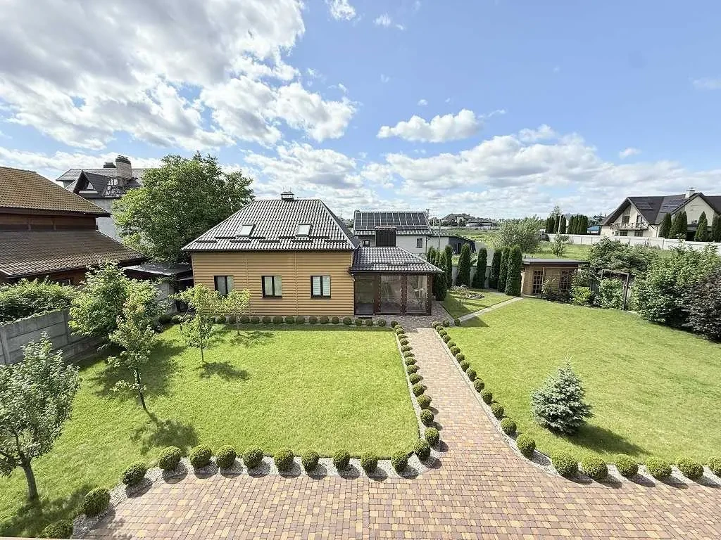 3-к будинок Бучанський, Михайлівка-Рубежівка, вул. Зоряна