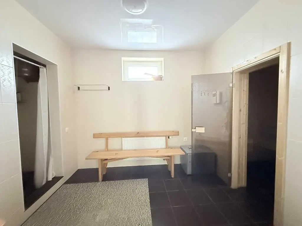 3-к будинок Бучанський, Михайлівка-Рубежівка, вул. Зоряна 15