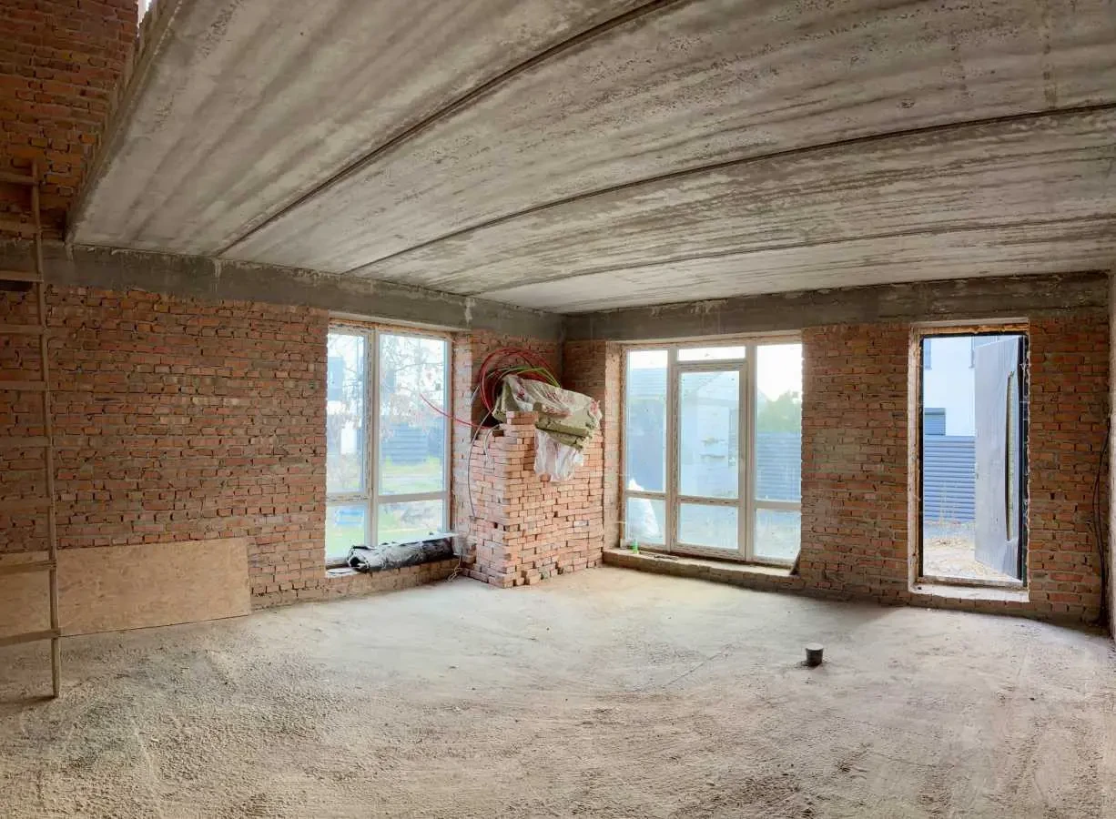 4-к таунхаус Обухівський, Хотів, Молодіжна 114 8