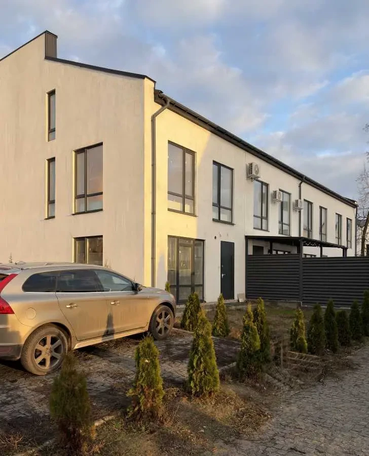 4-к таунхаус Обухівський, Хотів, Молодіжна 114 3