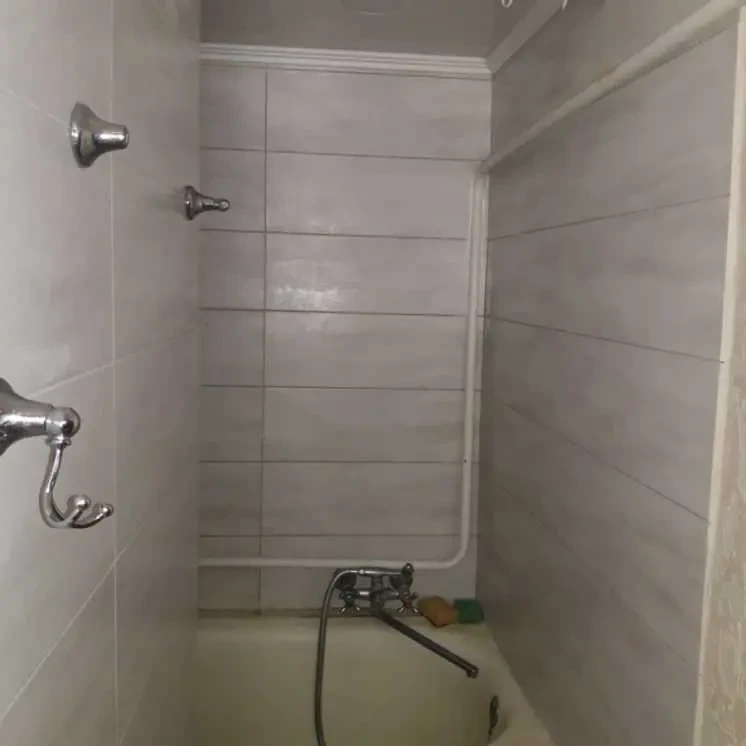 кімната Білоцерківський, Біла Церква, Ольжича (Островського) 2