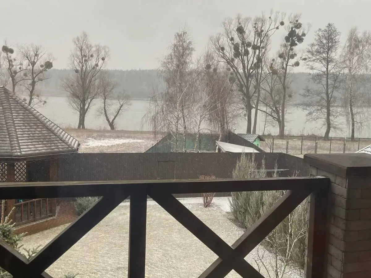 4-к будинок Обухівський, Круглик, Озерна 19