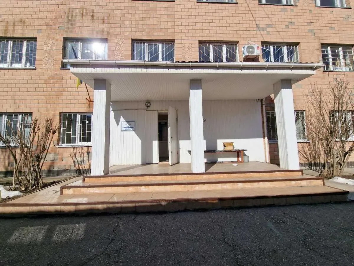 приміщення, будівлі Білоцерківський, Біла Церква, Молодіжна 25 3