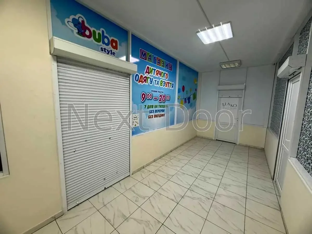 торгові площі Вишгородський, Вишгород, проспект Шевченка 2-Г 2