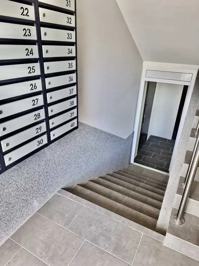 приміщення, будівлі Київ, Святошинський, Осіння 71 7