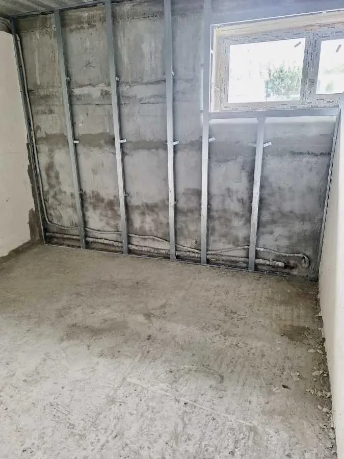 приміщення, будівлі Київ, Святошинський, Осіння 71 14