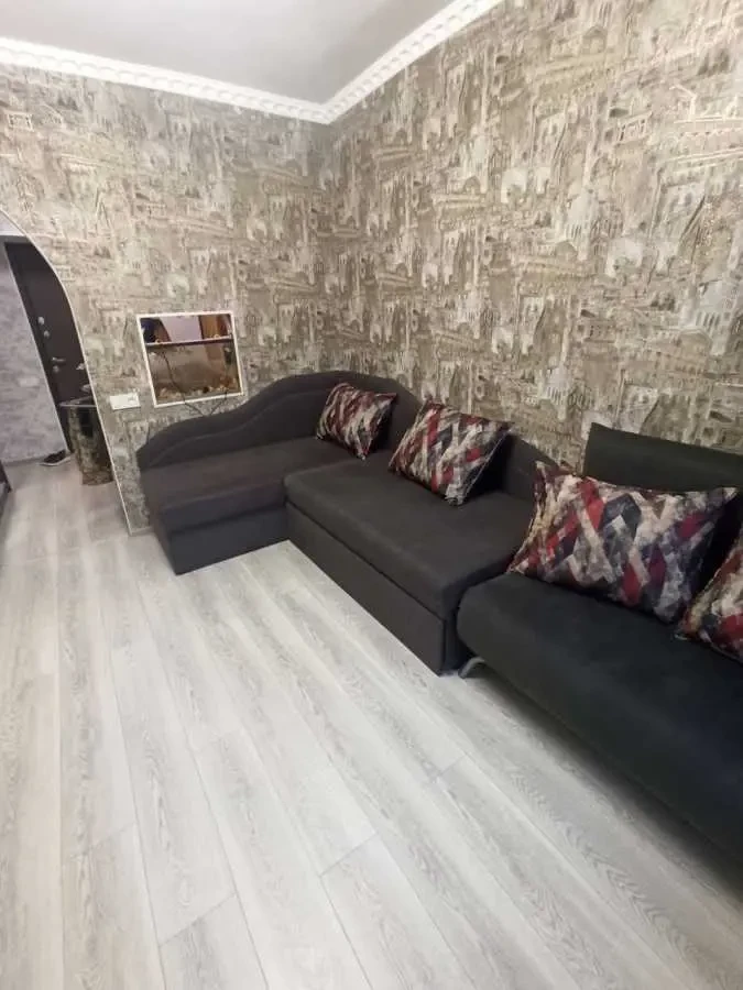 кімната Черкаси, Придніпровський, Толстого 6