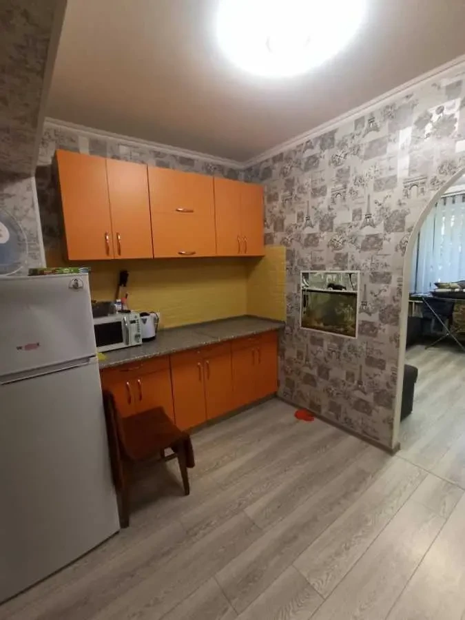 кімната Черкаси, Придніпровський, Толстого 5