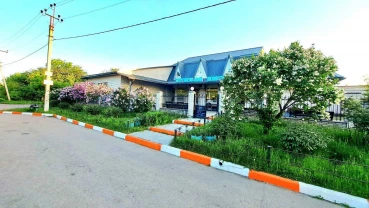 приміщення, будівлі Фастівський, Порадівка, Реаолюціїї 1