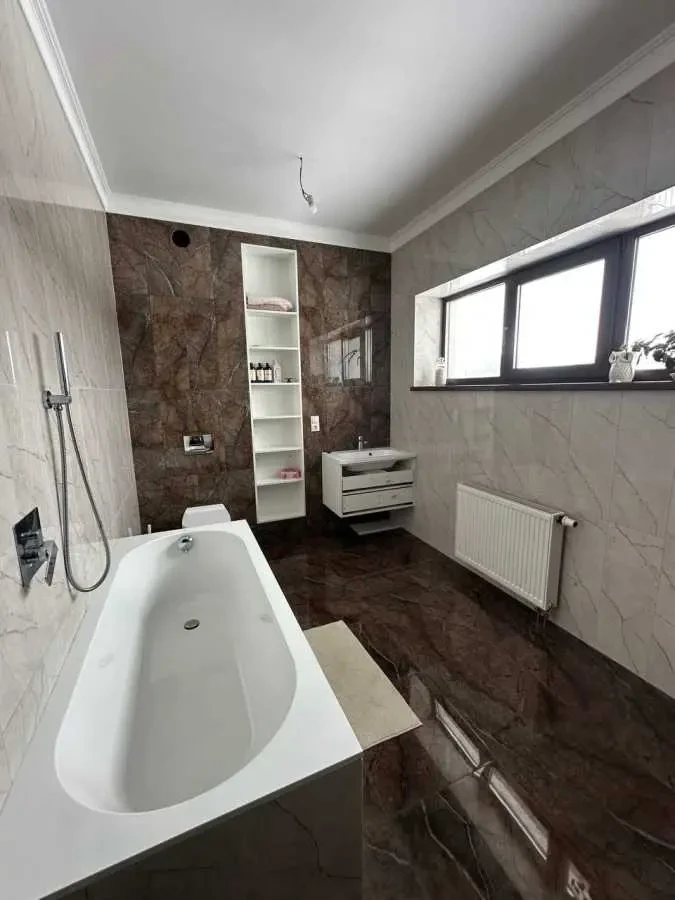 5-к будинок Броварський, Богданівка, Подильна 23