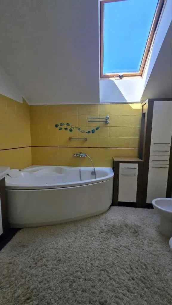 3-к котедж Обухівський, Велика Бугаївка, Центральна 20