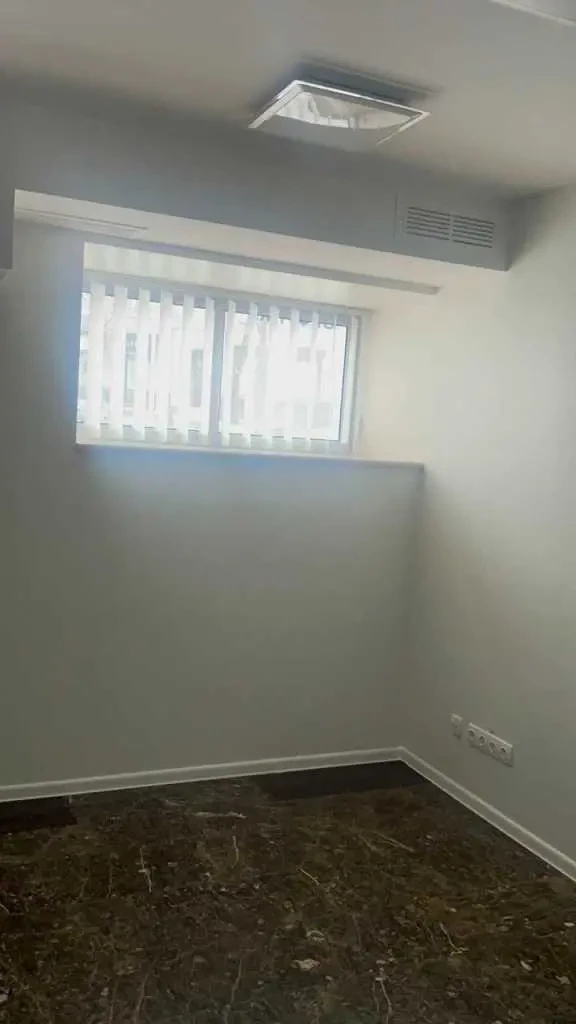 торгові площі Київ, Печерський, Кловський 12а 8